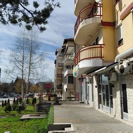 Lägenhet Lobo Stan Na Dan Lukavica