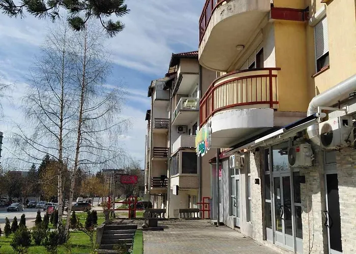 Lägenhet Lobo Stan Na Dan Lukavica